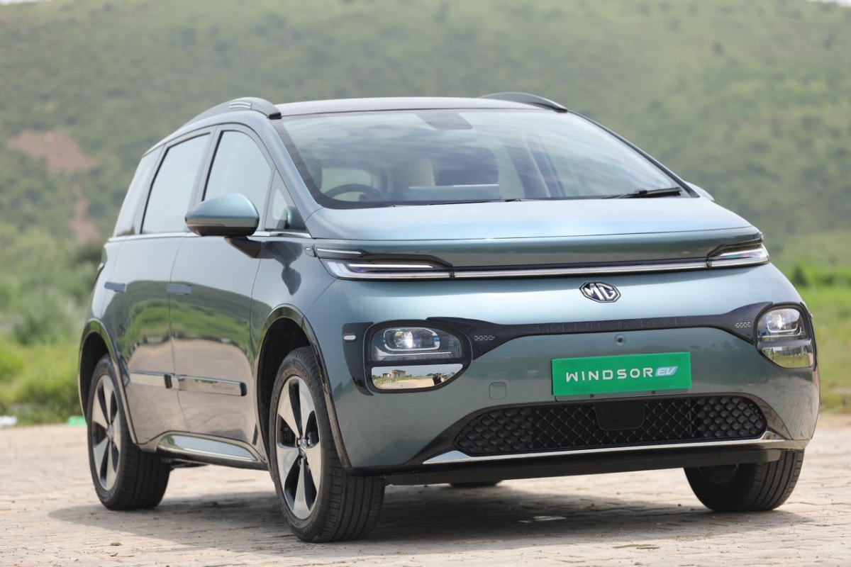 Maruti Swift: Exceptional Ultimate Hatchback You Can’t Afford to Miss, at Just Rs 5.99 Lakh Mahindra XEV 9e: The Ultimate Electric SUV That Redefines Power, Comfort, and Excellence